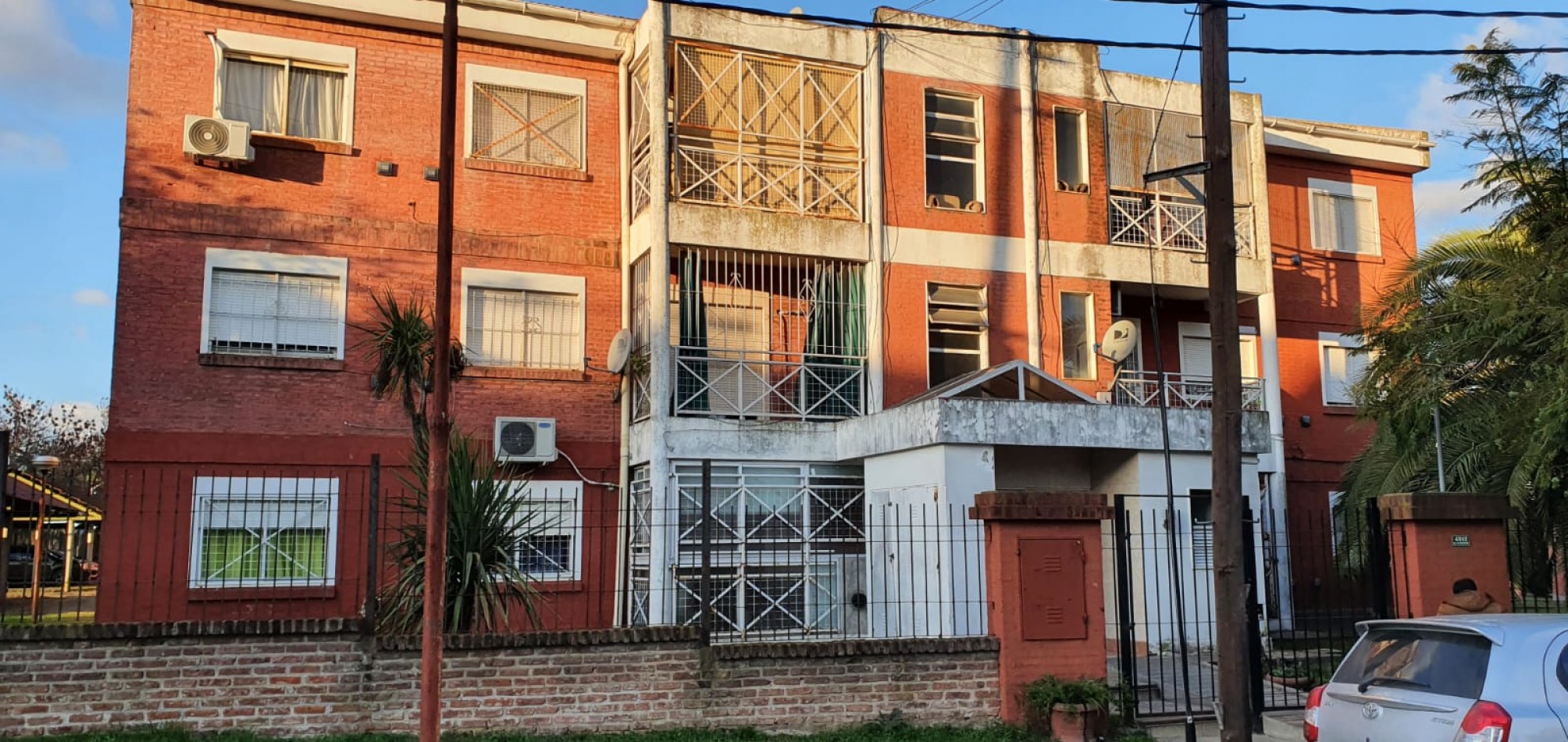 Venta Departamento 4 Ambientes en Barrio Solares del Aeropuerto, Ciudad Evita.