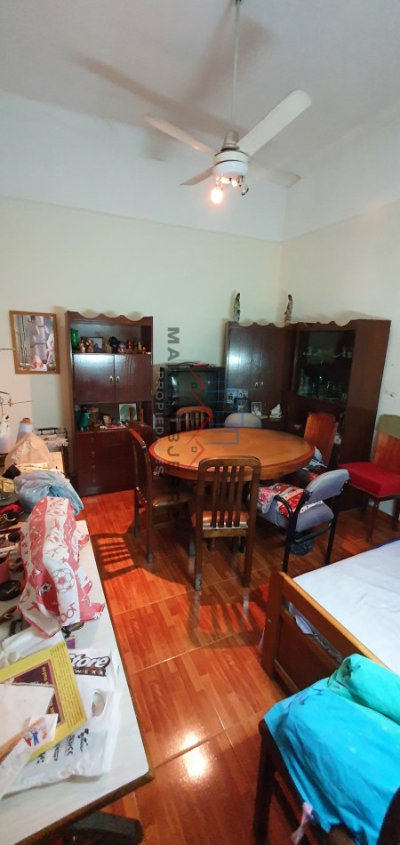 VENTA DEPARTAMENTO P.H. 4 AMBIENTES EN FLORES. CABA.