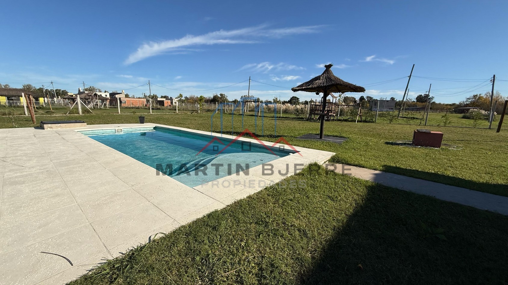 VENTA DE HERMOSA CASA  EN BARRIO PRIVADO FINCA DON FAUSTO, CAÑUELAS.