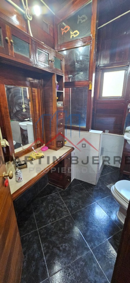 Venta Chalet 6 ambientes en Ciudad Evita.