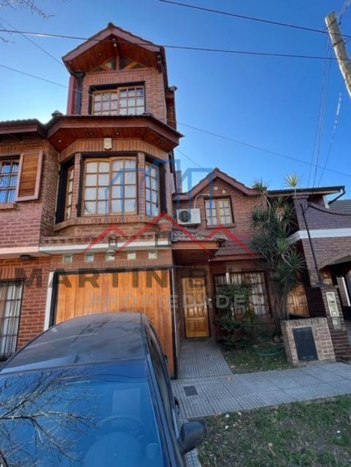 VENTA CASA 4 AMBIENTES EN BARRIO PUERTAS DEL SOL. CIUADA EVITA. LA MATANZA.