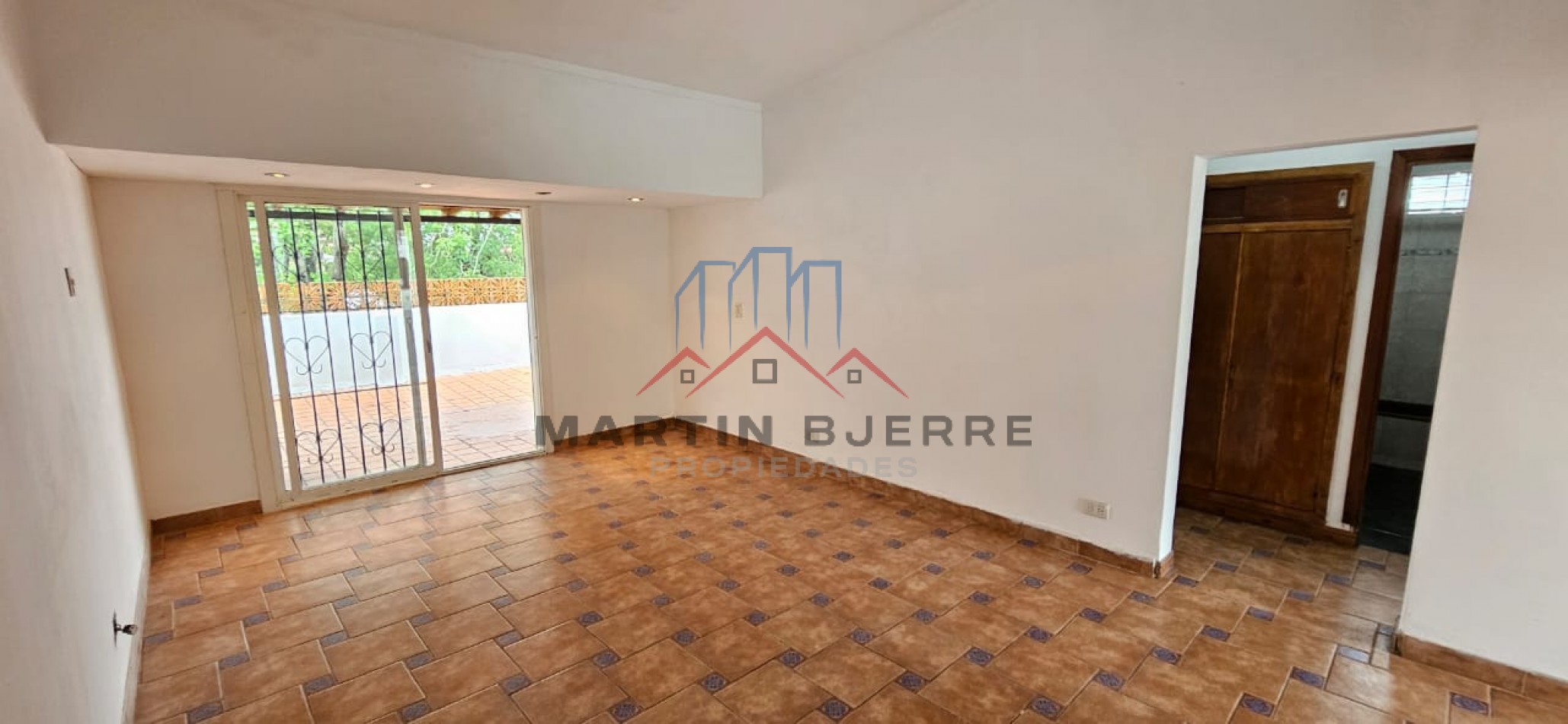 Venta Casa 3 ambientes en Sadop,  Ciudad Evita.  