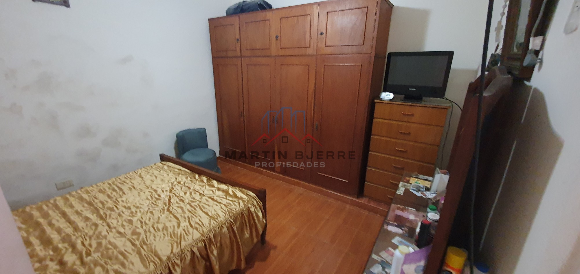 VENTA DEPARTAMENTO P.H. 4 AMBIENTES EN FLORES. CABA.