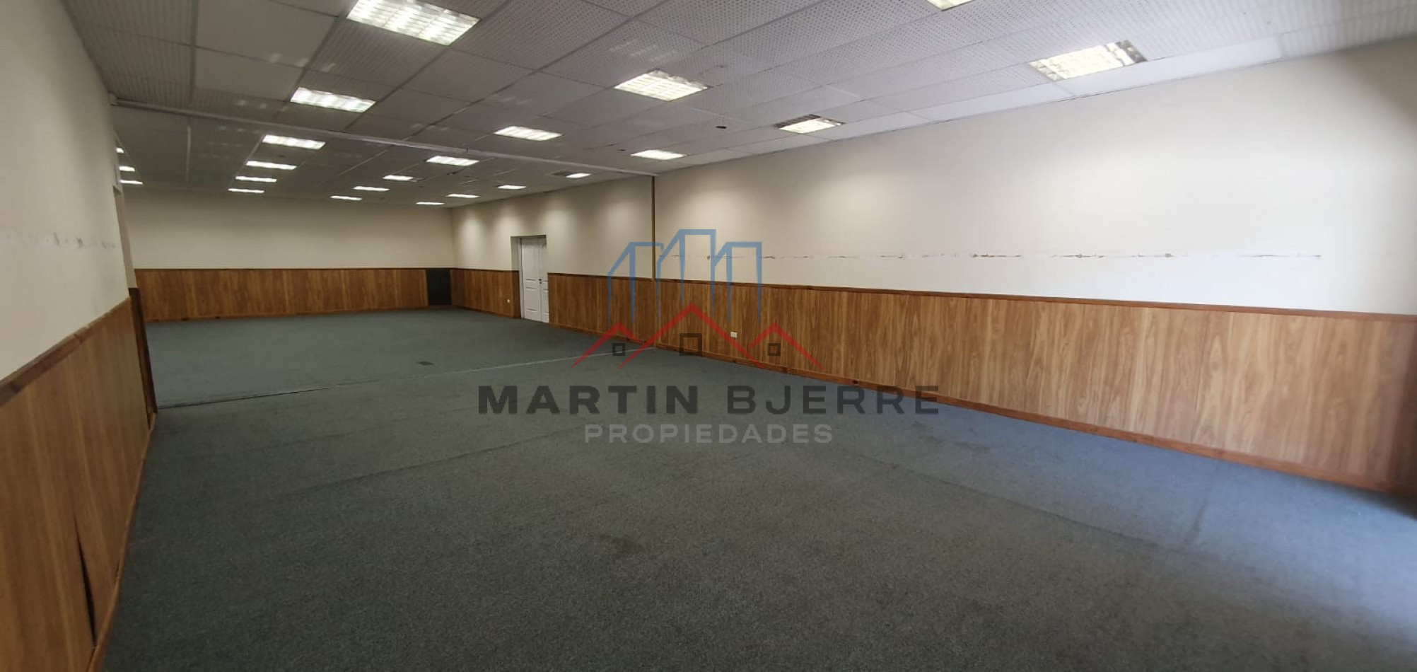 VENTA PROPIEDAD CON AMPLIO LOTE. CIUDAD EVITA. LA MATANZA