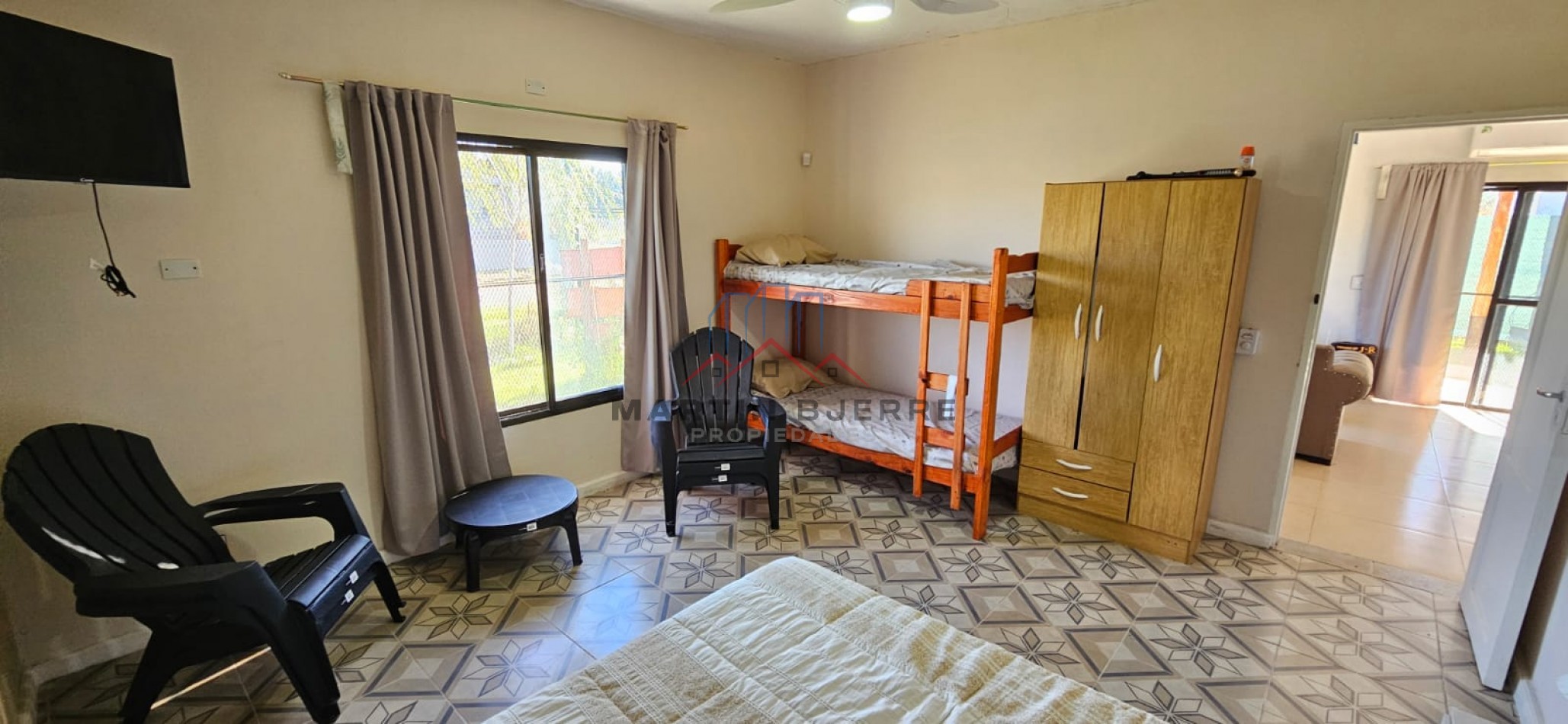 CASA DE 2 AMBIENTES CON PILETA Y QUINCHO. CAÑUELAS.