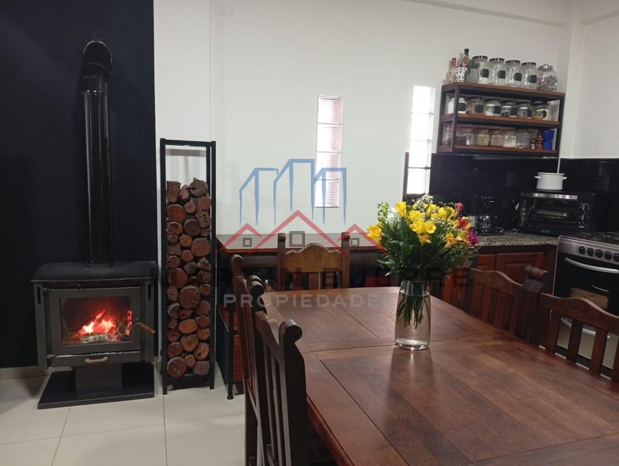 Venta Duplex  en Barrio Marina, Ciudad Evita .