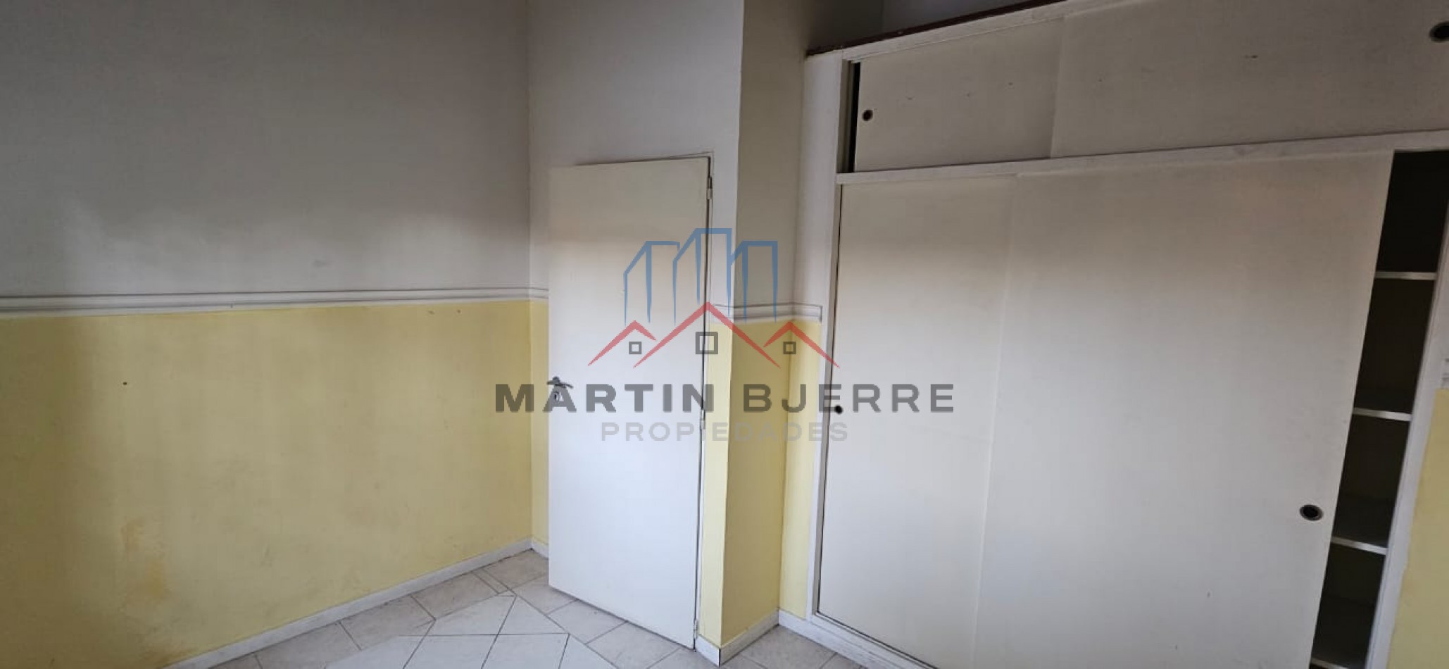 Venta Duplex 4 ambientes en Ciudad Evita.