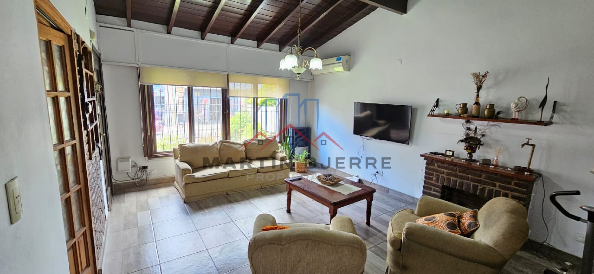 Venta Chalet 6 Ambientes en Ciudad Evita.