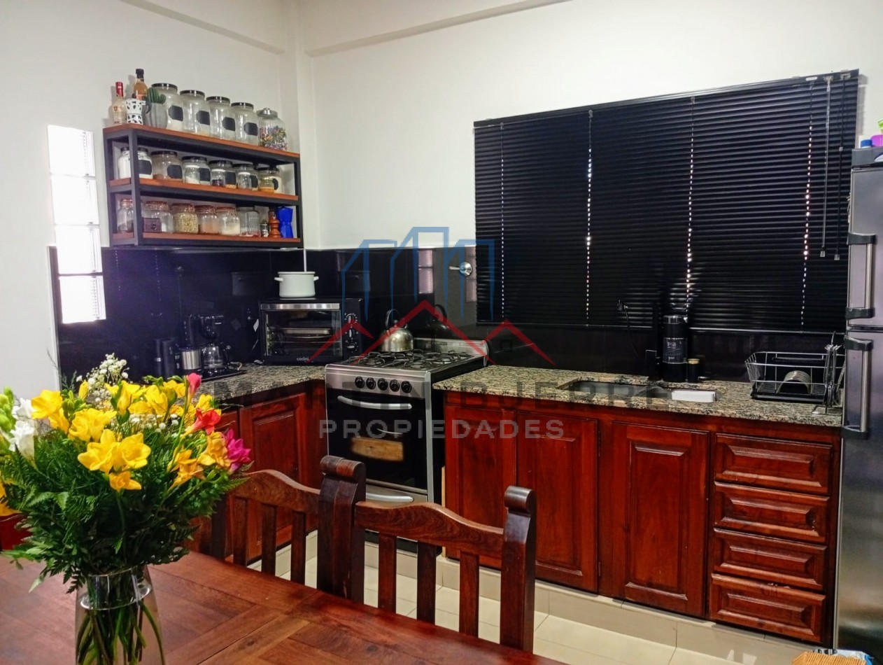 Venta Duplex  en Barrio Marina, Ciudad Evita .