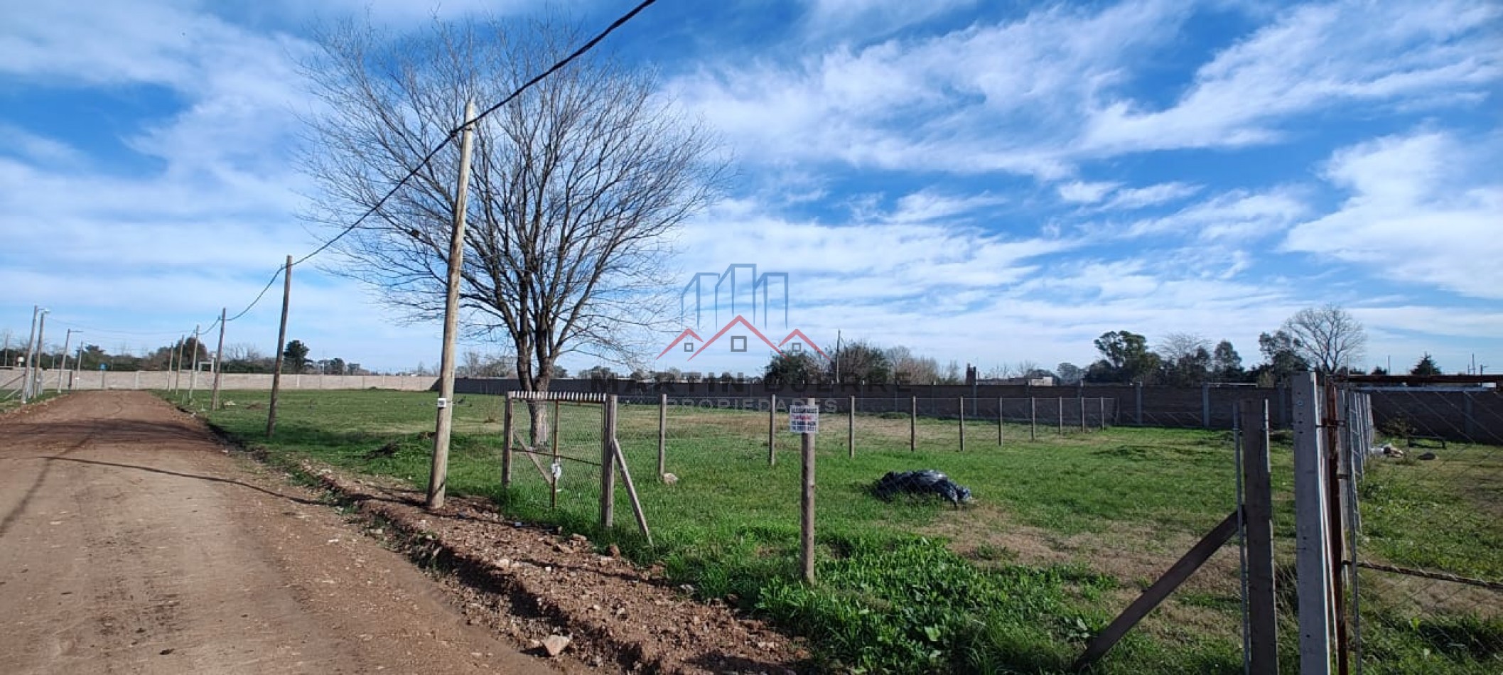 VENTA DE LOTE. BARRIO LOS FRESNOS. VIRREY DEL PINO. LA MATANZA.