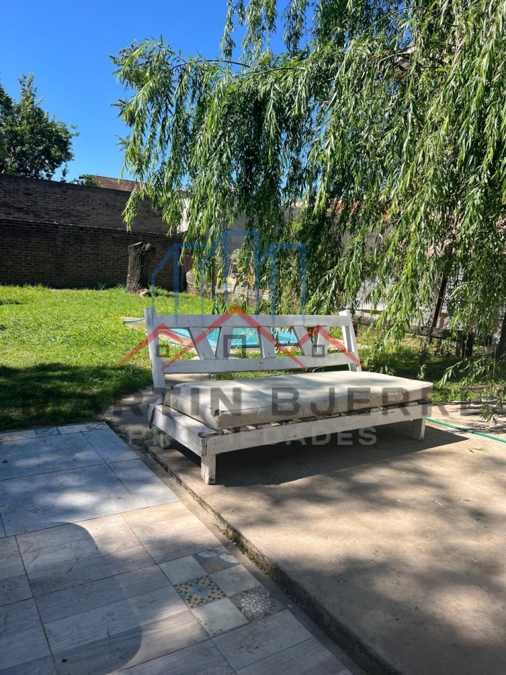 Venta Casa 3 ambientes con Lote en Aldo Bonzi