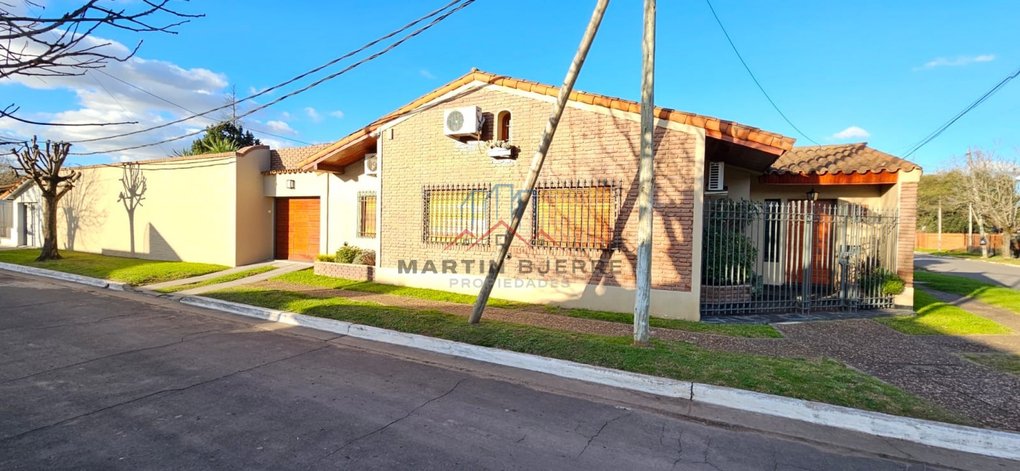 VENTA CHALET DE 4 AMBIENTES. CIUDAD EVITA - LA MATANZA -