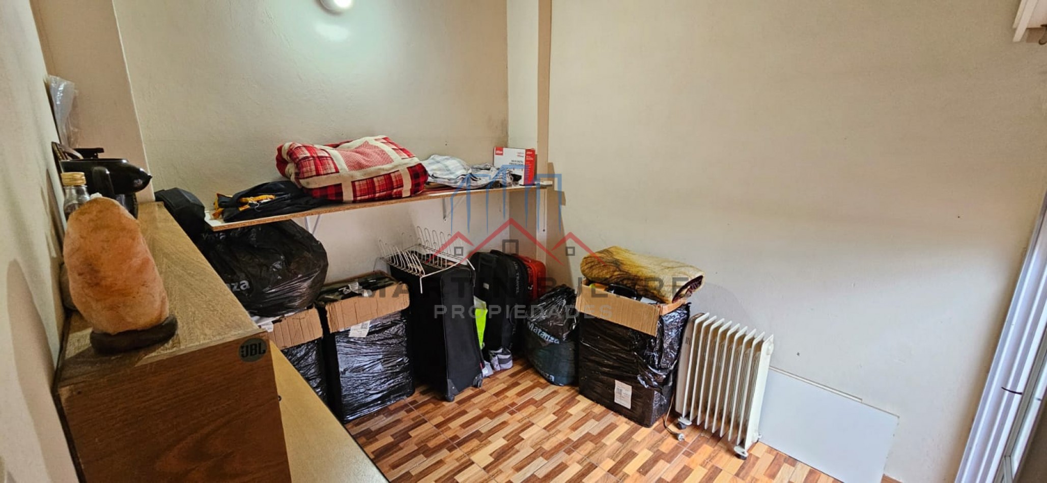  VENTA CASA 5 AMBIENTES CON GRAN LOTE EN CIUDAD EVITA