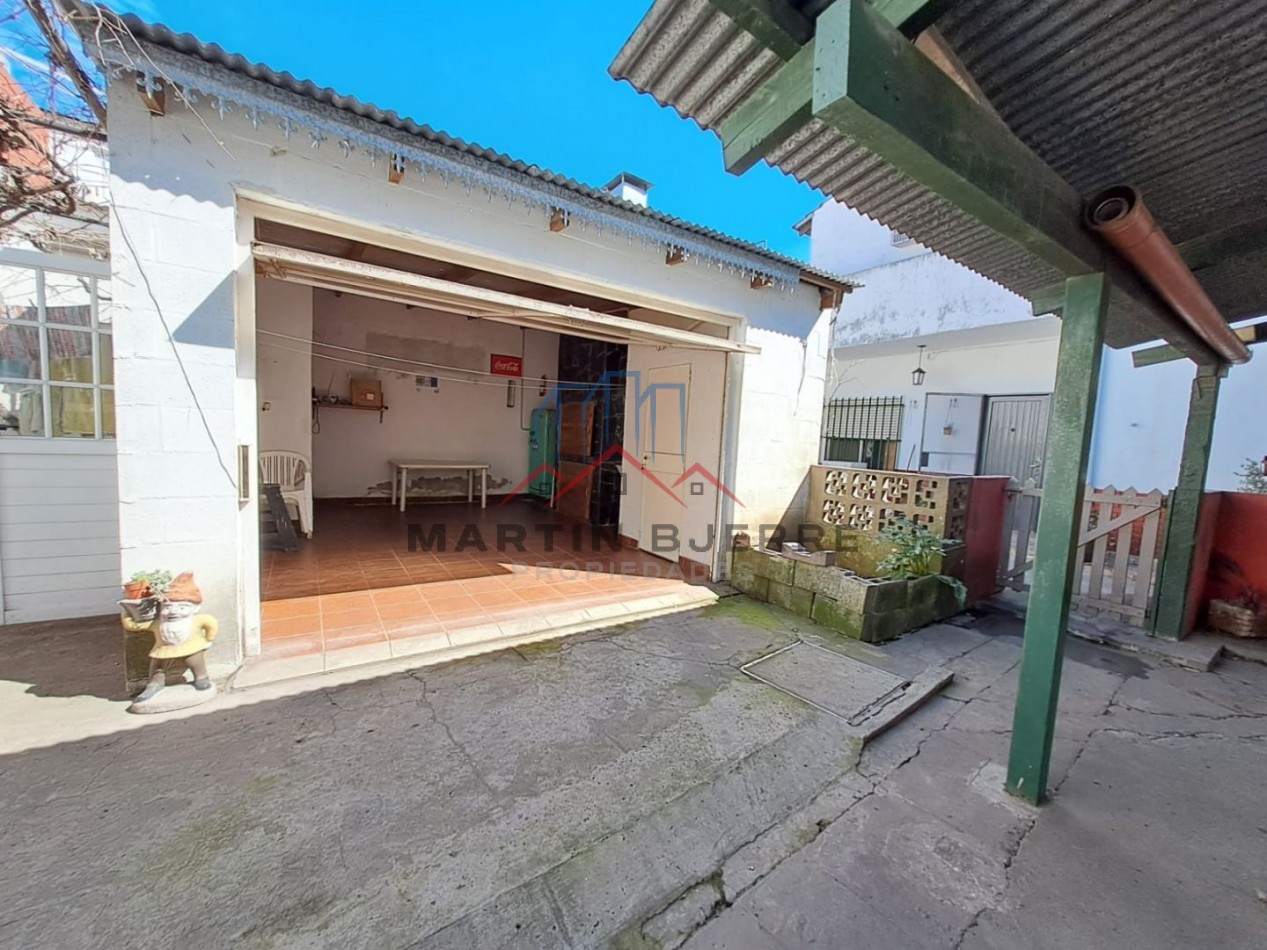 VENTA DE CASA DE 3 AMBIENTES CON DEPARTAMENTO DE 4 AMBIENTES, LA TABLADA, LA MATANZA
