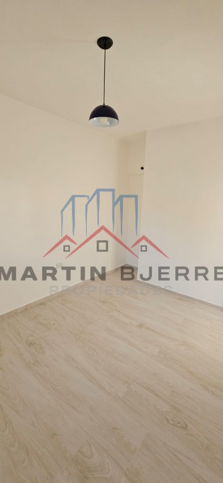 Venta Casa 3 ambientes Ciudad Evita.