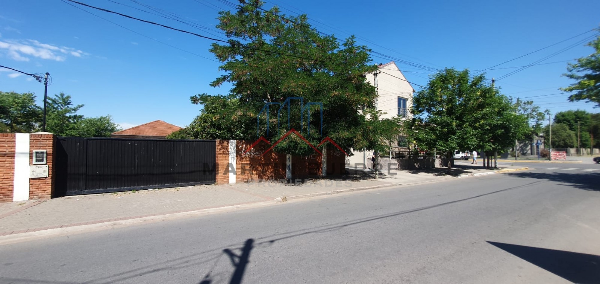 VENTA PROPIEDAD CON AMPLIO LOTE. CIUDAD EVITA. LA MATANZA