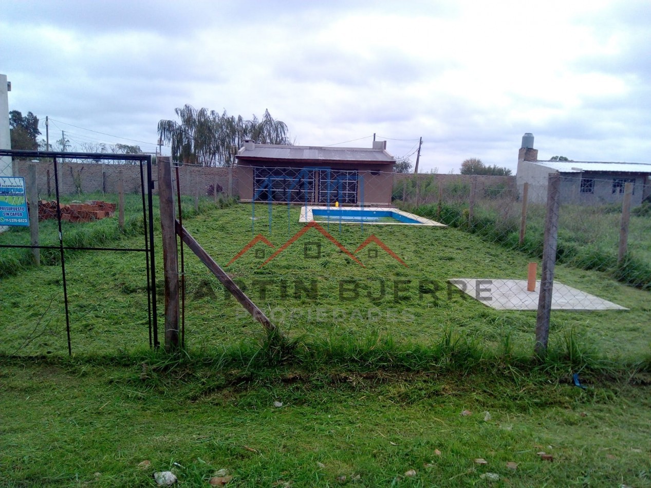 VENTA QUINCHO CON PISCINA, LOS FRESNOS, VIRREY DEL PINO.