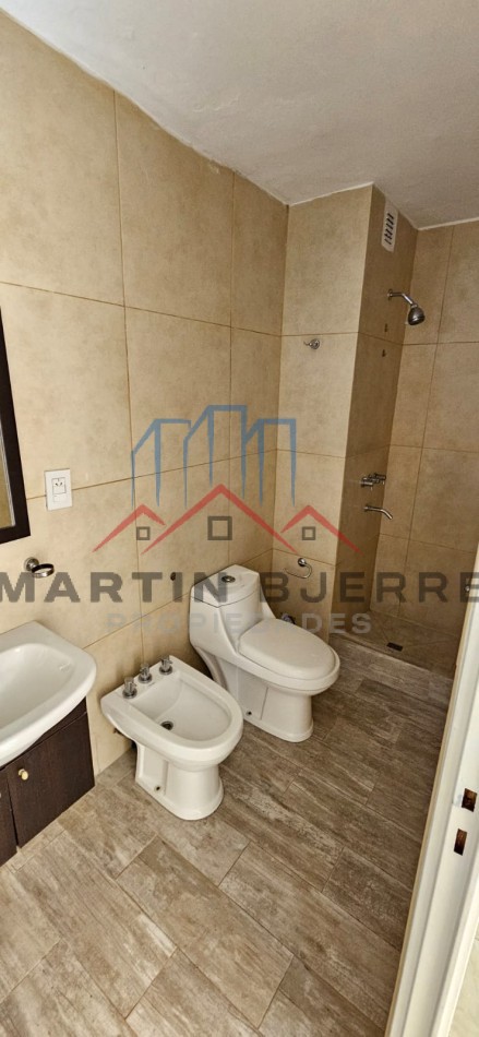 VENTA DEPARTAMENTO 4 AMBIENTES BARRIO ISABEL LA CATOLICA, CIUDAD EVITA, LA MATANZA. 