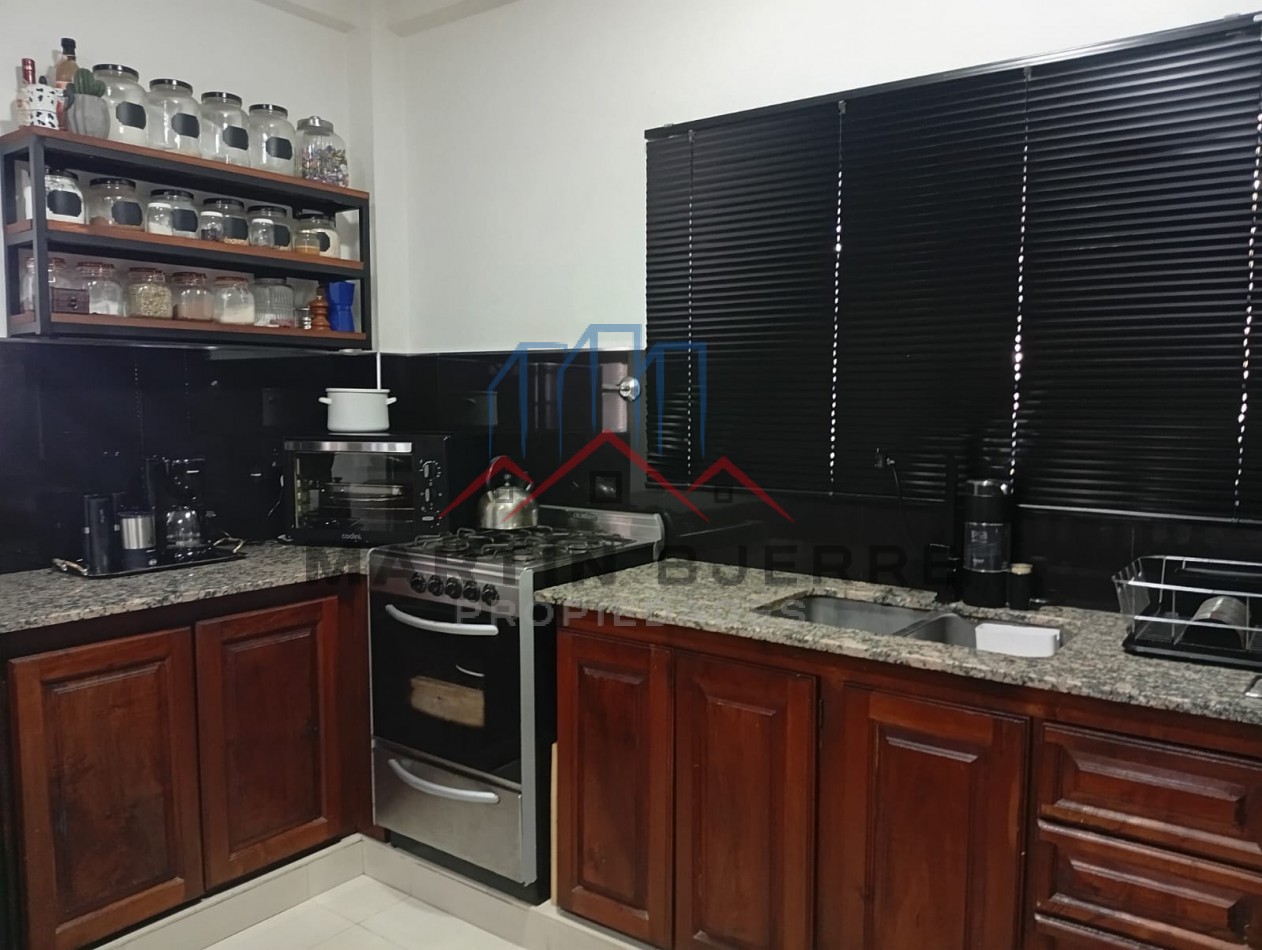 Venta Duplex  en Barrio Marina, Ciudad Evita .
