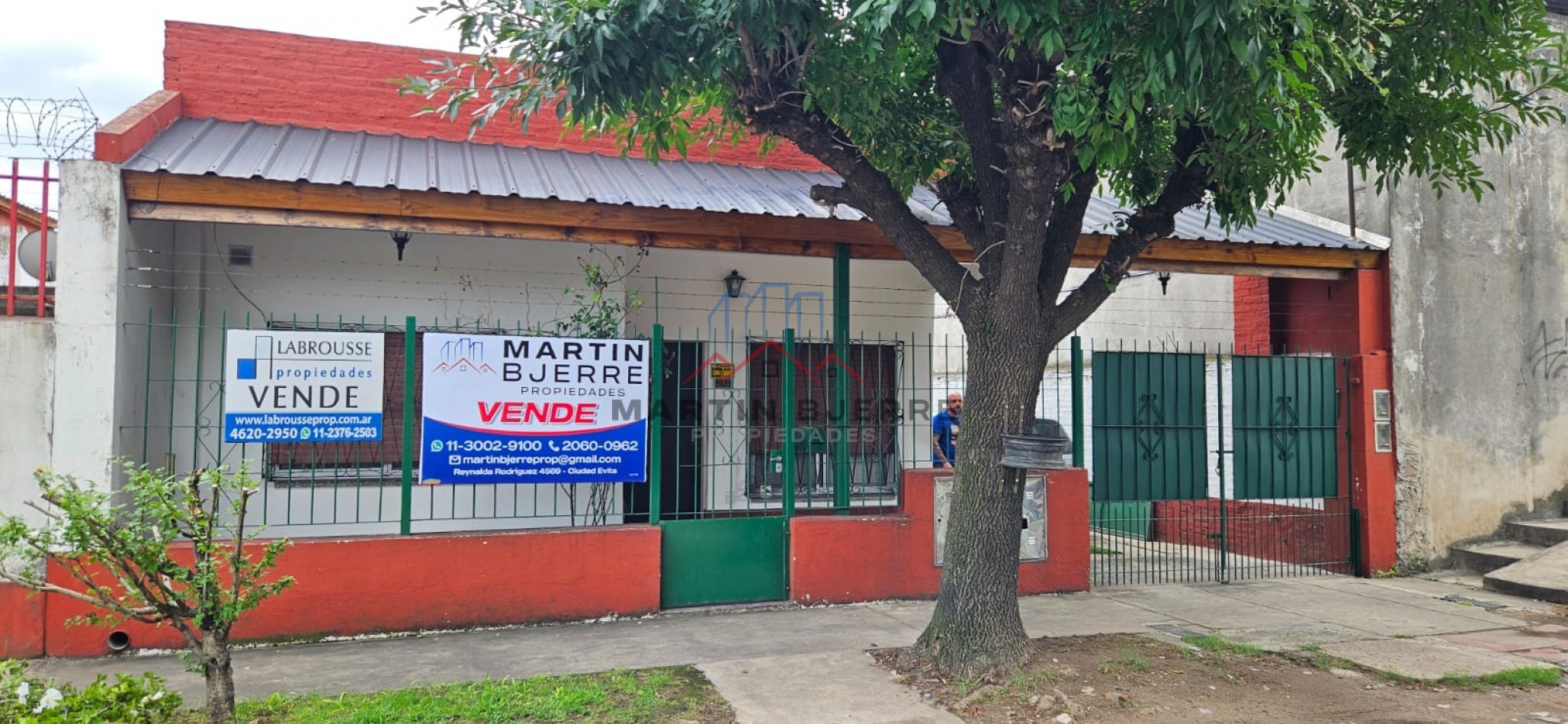 VENTA DE CASA DE 3 AMBIENTES CON DEPARTAMENTO DE 4 AMBIENTES, LA TABLADA, LA MATANZA