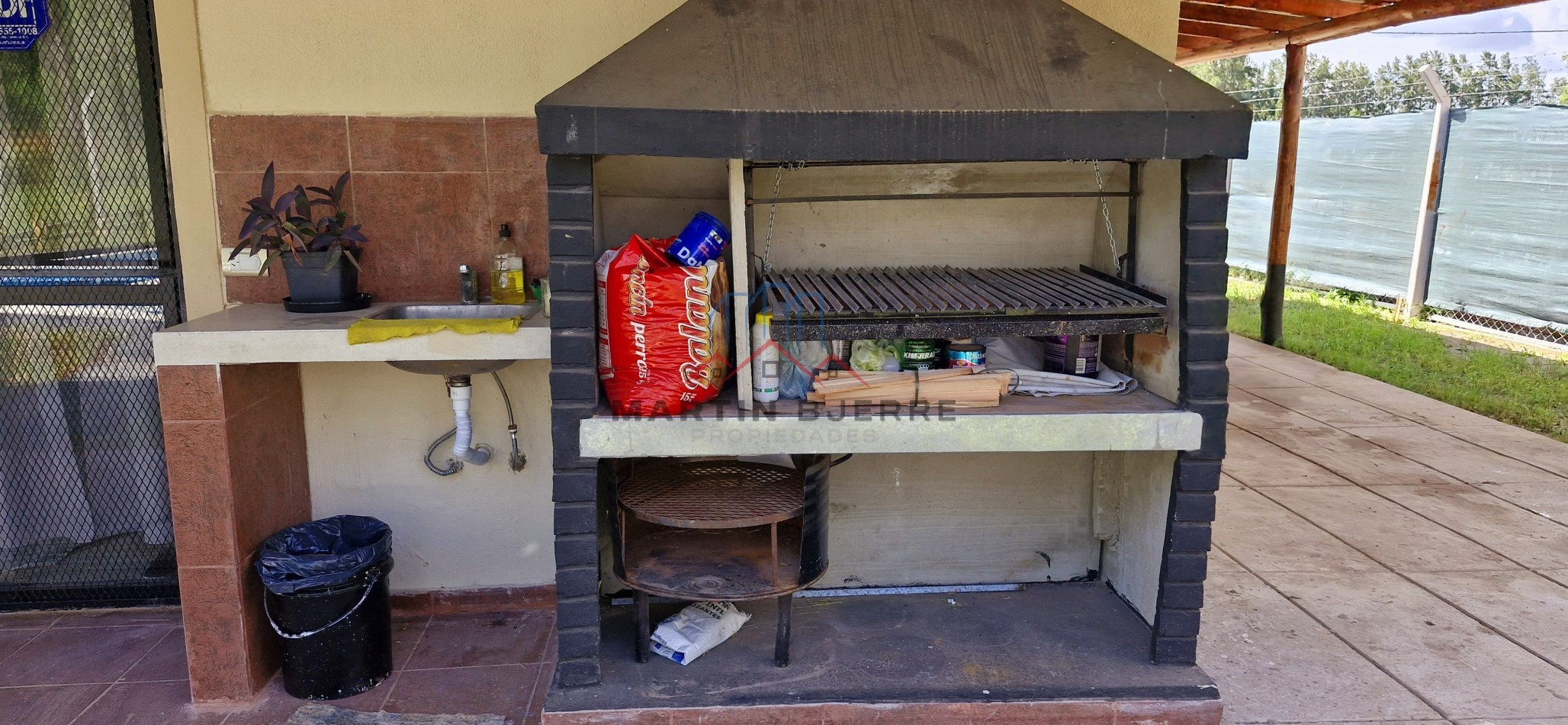 CASA DE 2 AMBIENTES CON PILETA Y QUINCHO. CAÑUELAS.