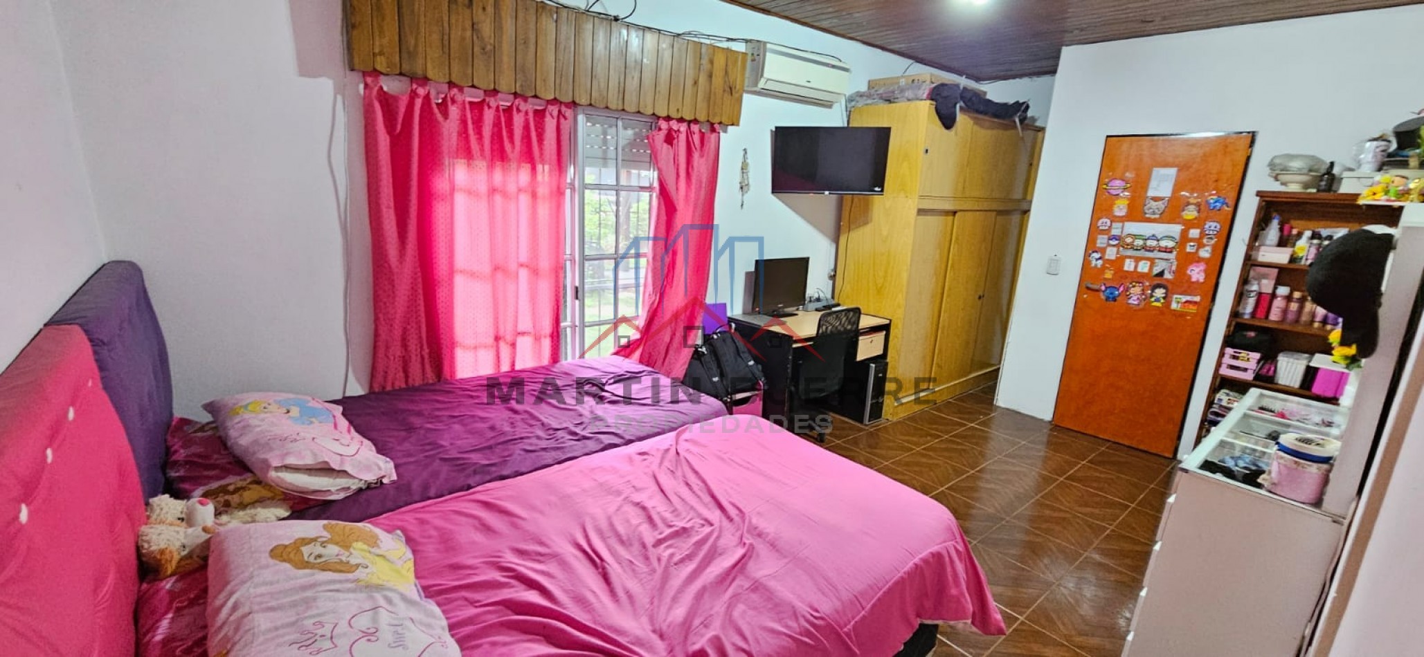  VENTA CASA 5 AMBIENTES CON GRAN LOTE EN CIUDAD EVITA