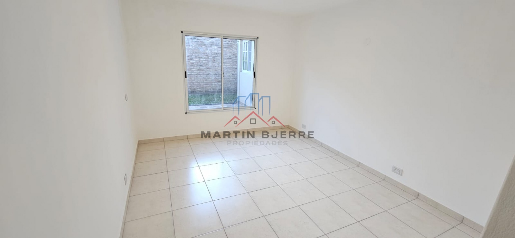 ALQUILER CASA 3 AMBIENTES EN VILLA LUZURIAGA, LA MATANZA
