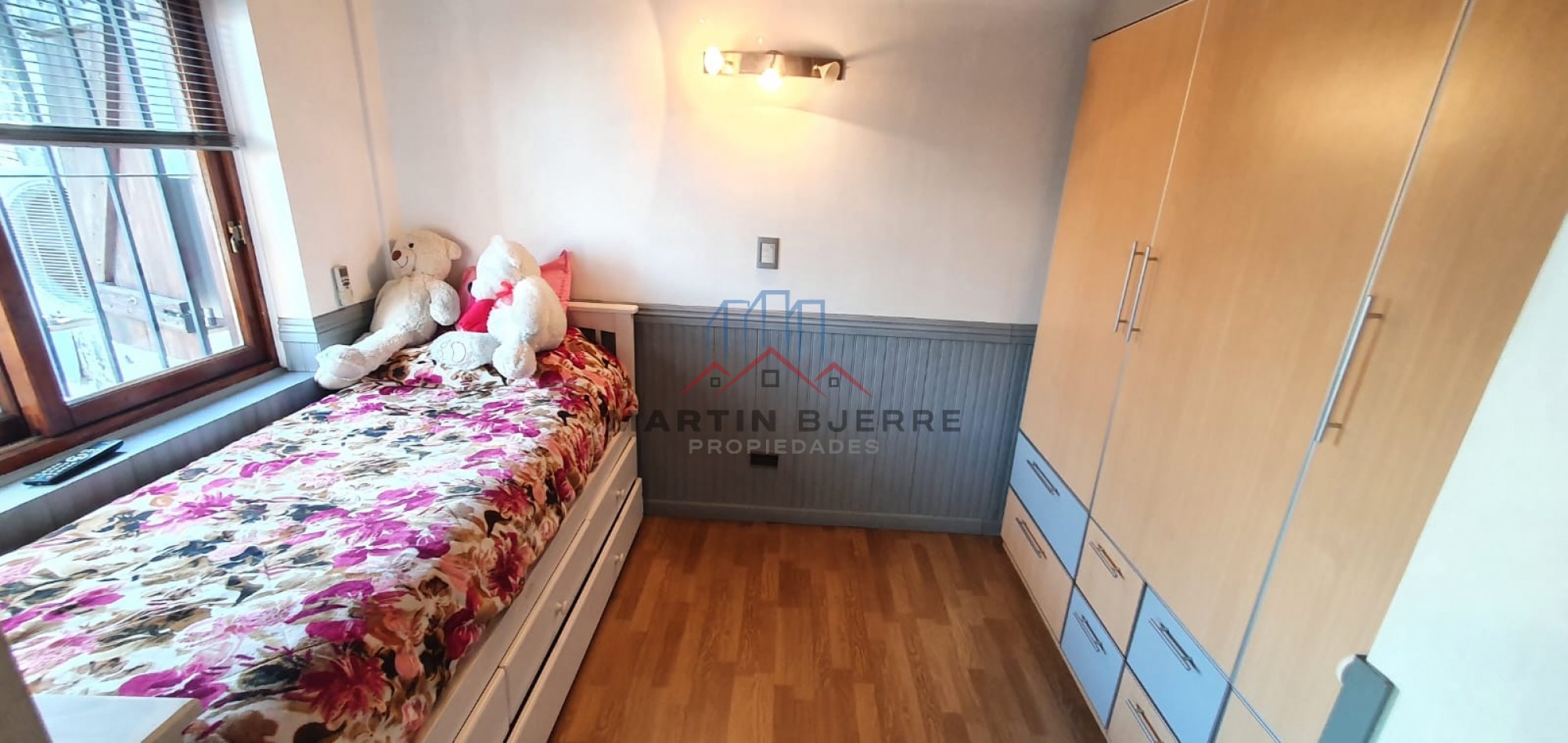 Venta Hermoso Chalet de 5 Ambientes en Ciudad Evita.