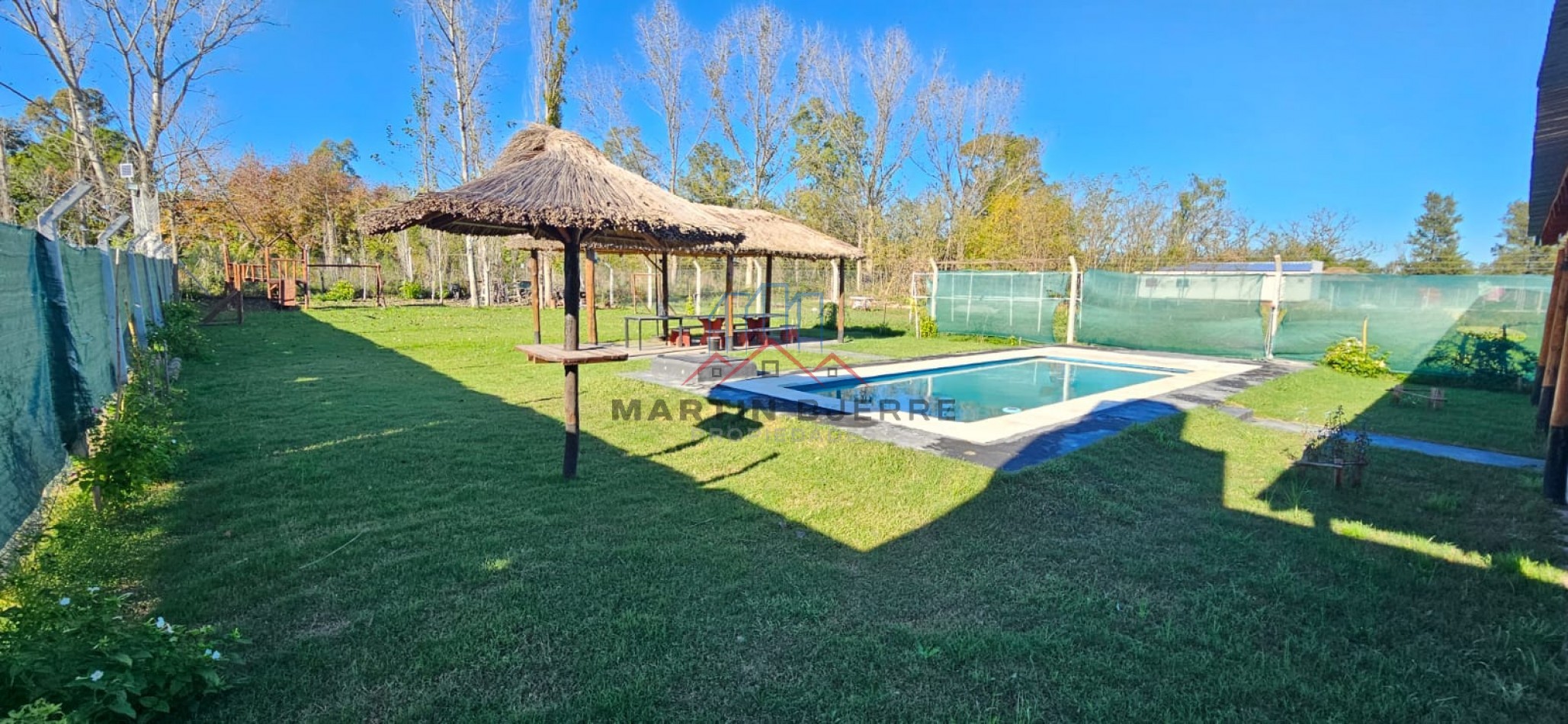 CASA DE 2 AMBIENTES CON PILETA Y QUINCHO. CAÑUELAS.