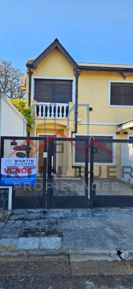 Venta Duplex 4 ambientes en Ciudad Evita.