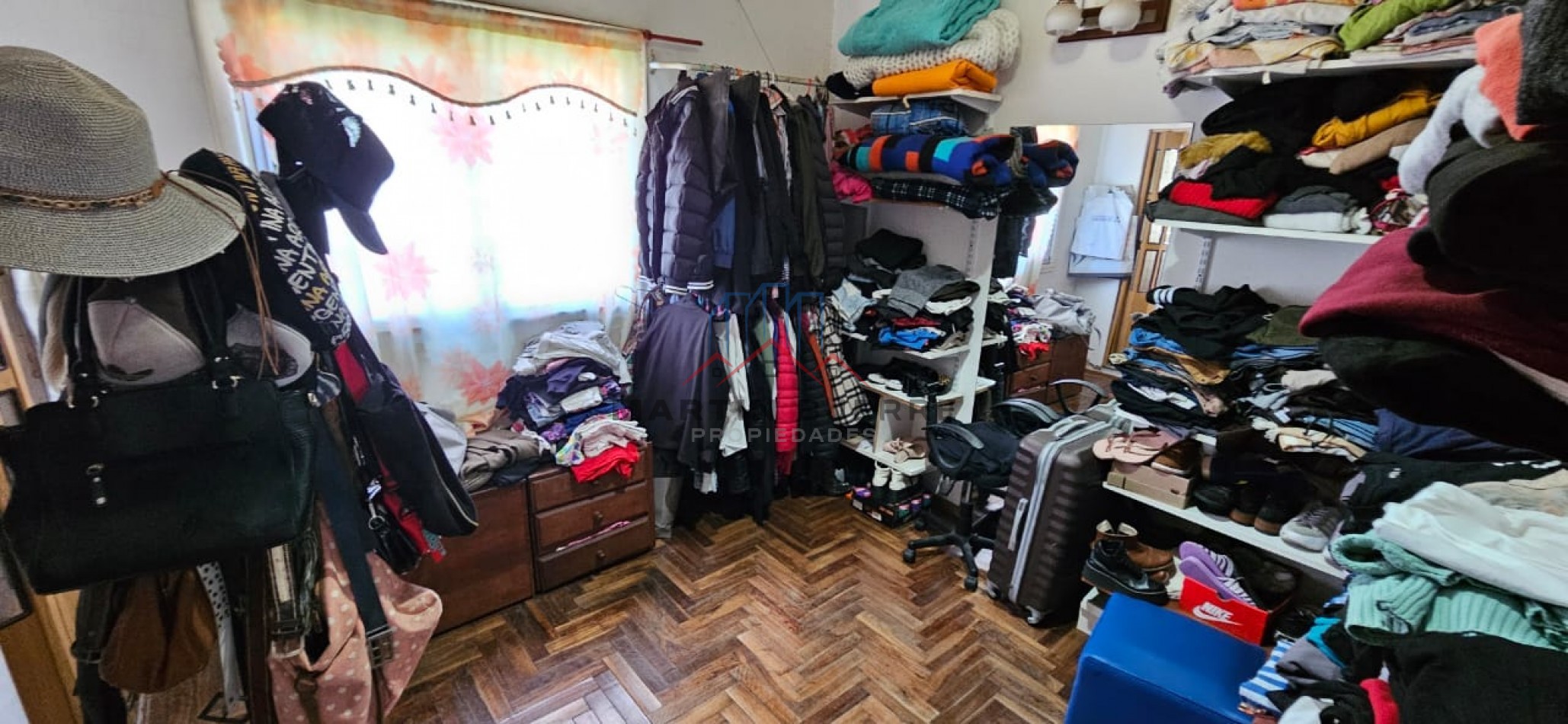 VENTA CHALET 6 AMBIENTES. CIUDAD EVITA. LA MATANZA.