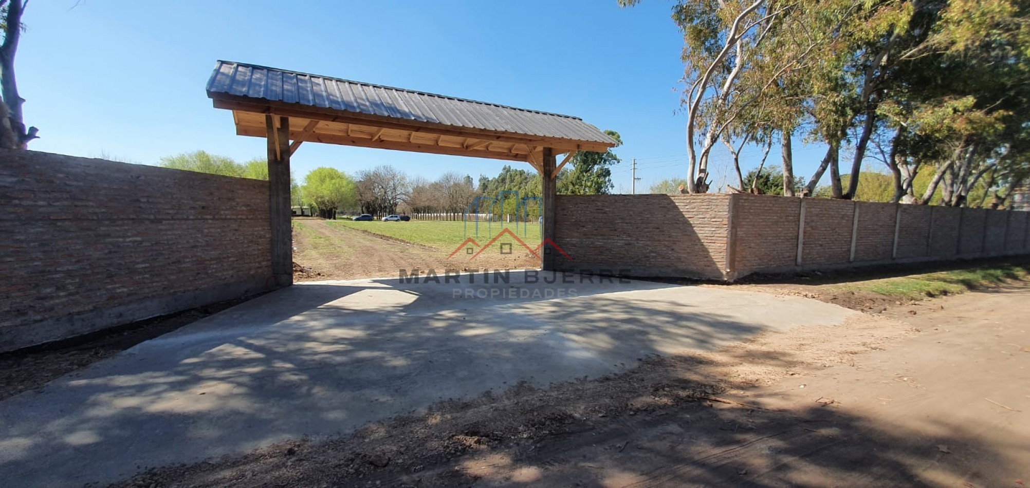 VENTA DE LOTE. BARRIO LOS FRESNOS. VIRREY DEL PINO. LA MATANZA.