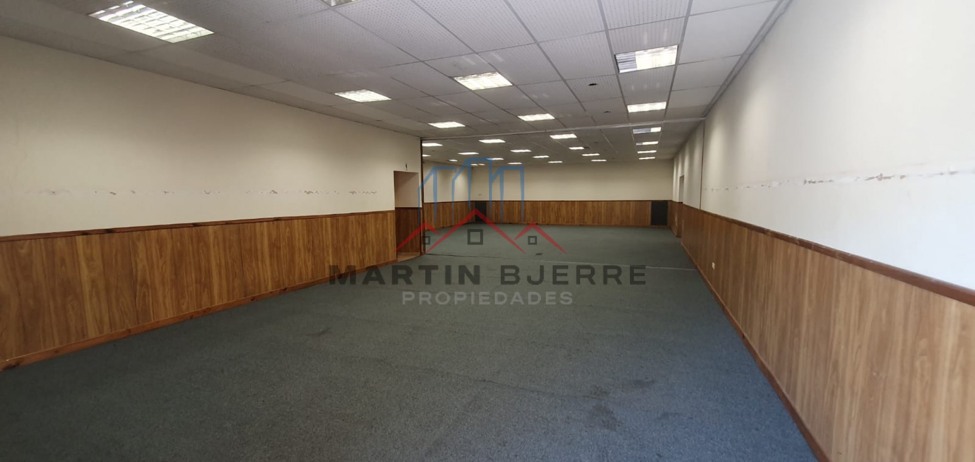 VENTA PROPIEDAD CON AMPLIO LOTE. CIUDAD EVITA. LA MATANZA