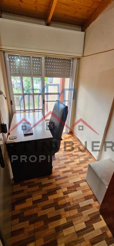  VENTA CASA 5 AMBIENTES CON GRAN LOTE EN CIUDAD EVITA