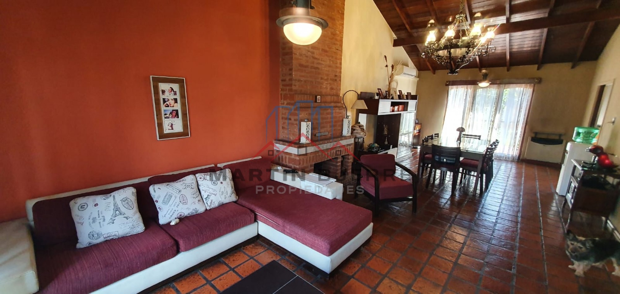 Venta Hermoso Chalet de 5 Ambientes en Ciudad Evita.