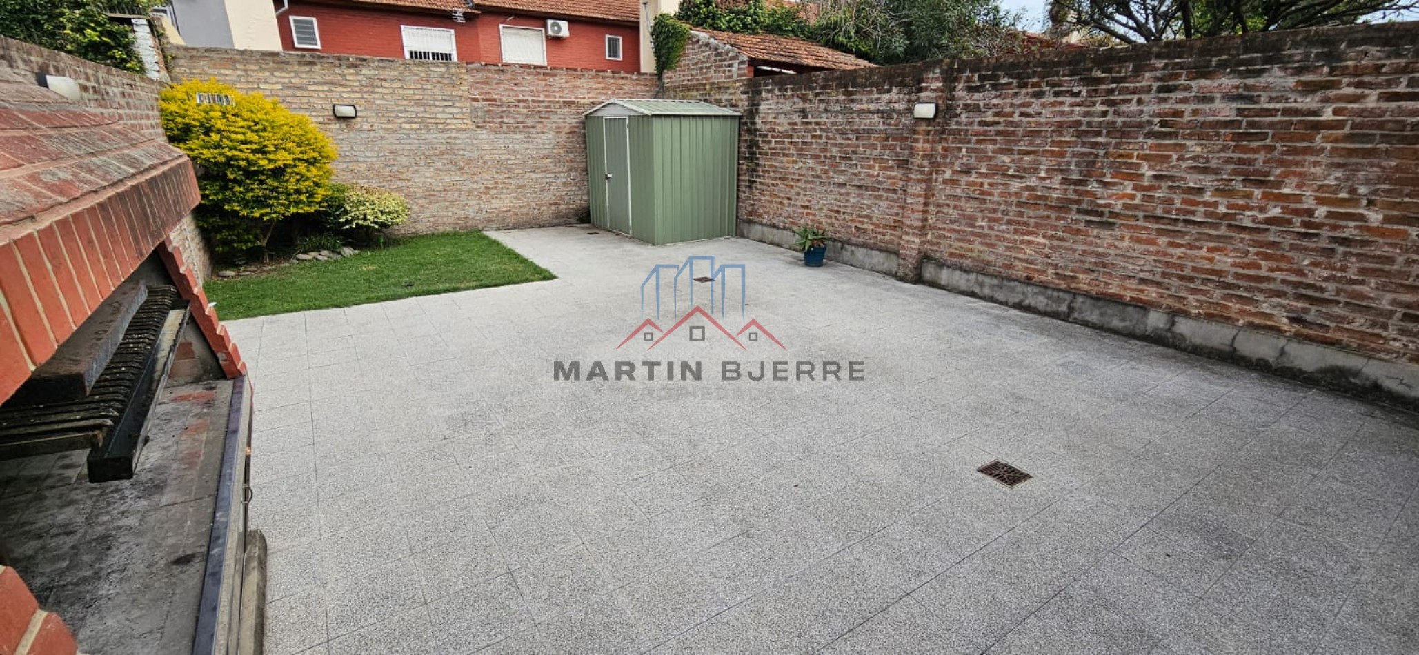 Venta Casa 5 ambientes en Barrio Democracia  Ciudad Evita