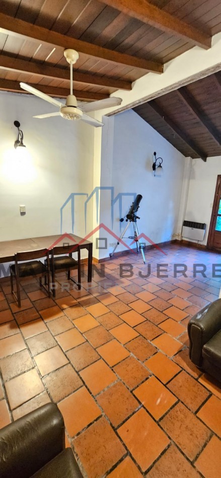 VENTA Chalet 4 ambientes Ciudad Evita.