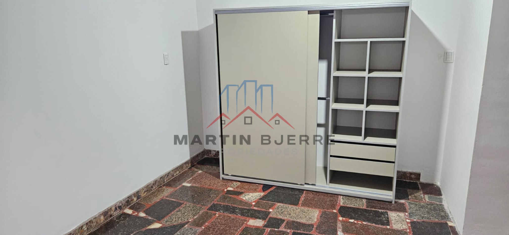 Alquiler Casa 3 ambientes Ciudad Evita.