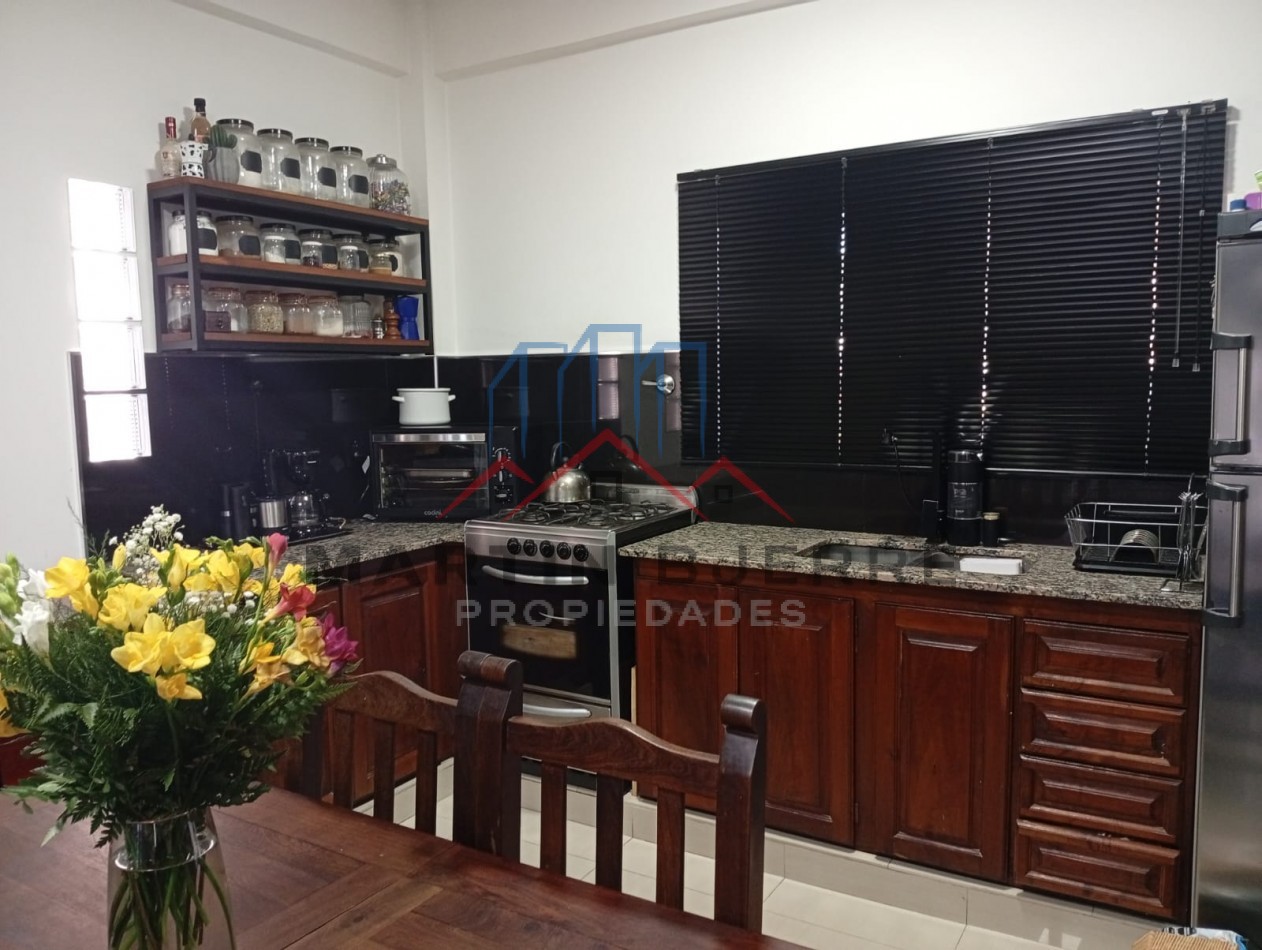 Venta Duplex  en Barrio Marina, Ciudad Evita .