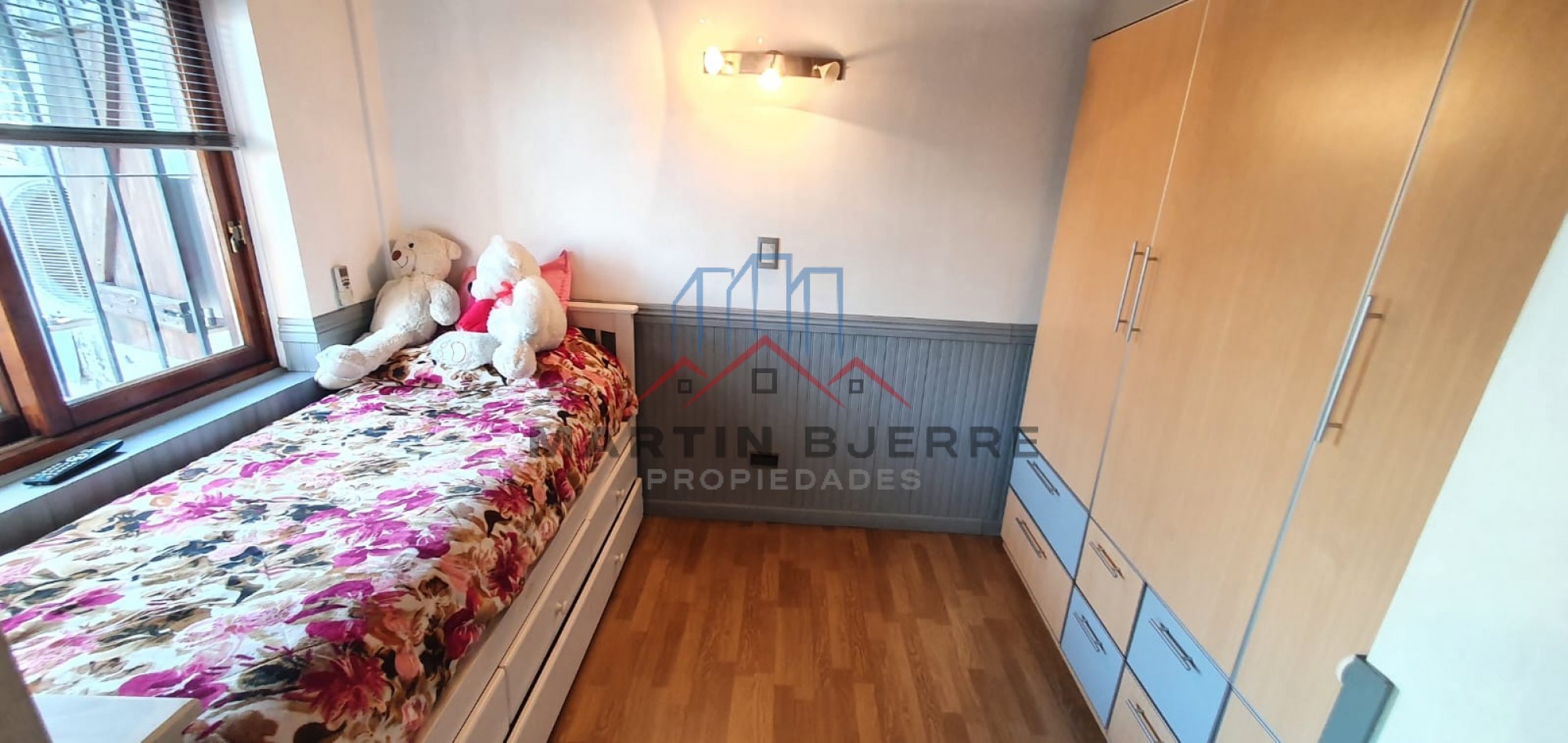 Venta Hermoso Chalet de 5 Ambientes en Ciudad Evita.