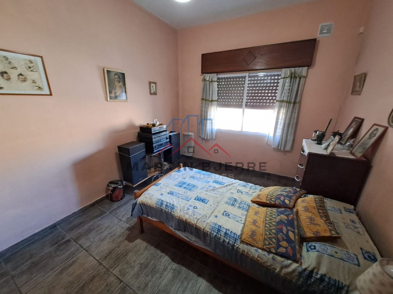 VENTA DE CASA DE 3 AMBIENTES CON DEPARTAMENTO DE 4 AMBIENTES, LA TABLADA, LA MATANZA