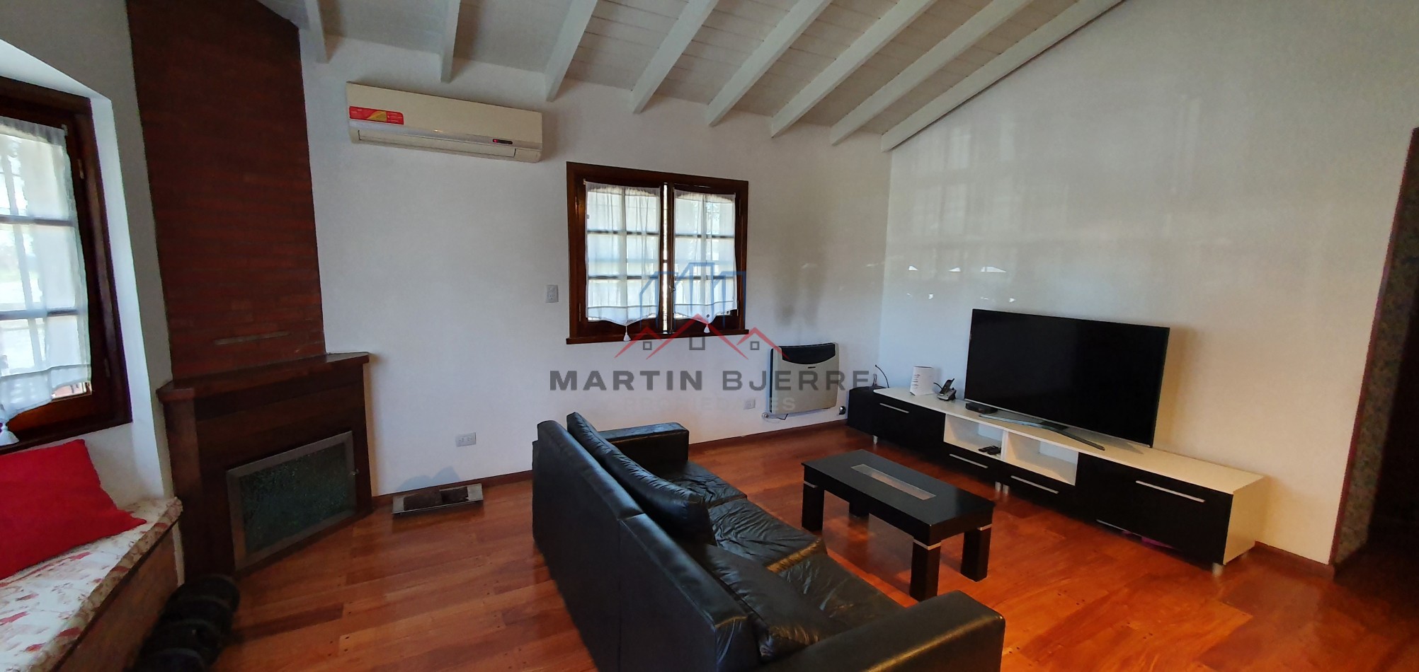 Venta Chalet 5 ambientes Ciudad Evita.