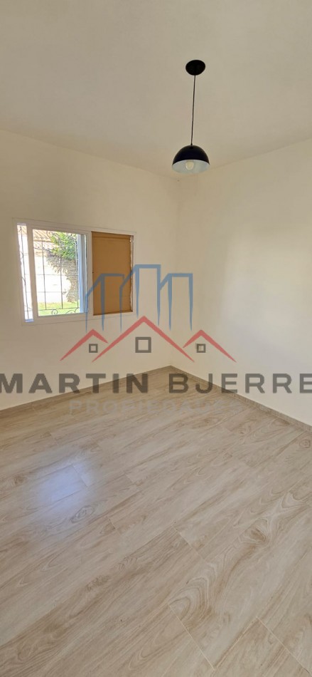 Venta Casa 3 ambientes Ciudad Evita.